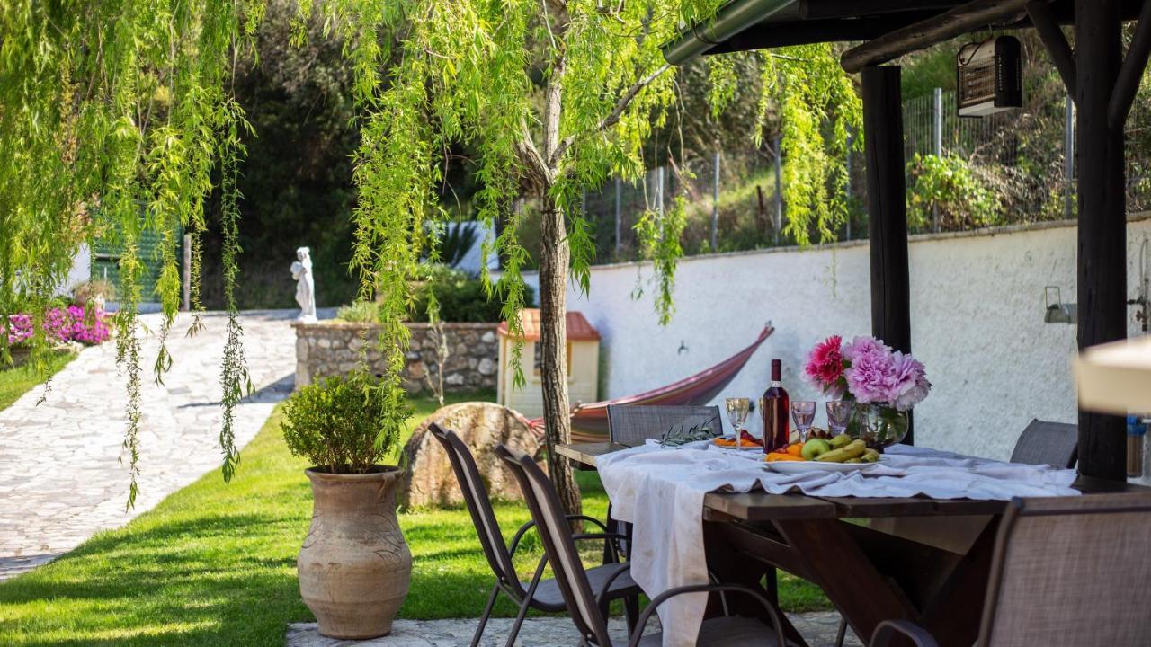 villa claire corfu Achílleion Extérieur photo