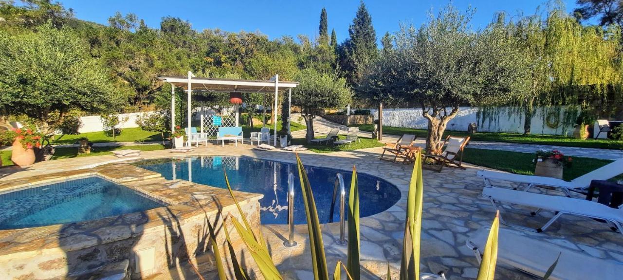 villa claire corfu Achílleion Extérieur photo