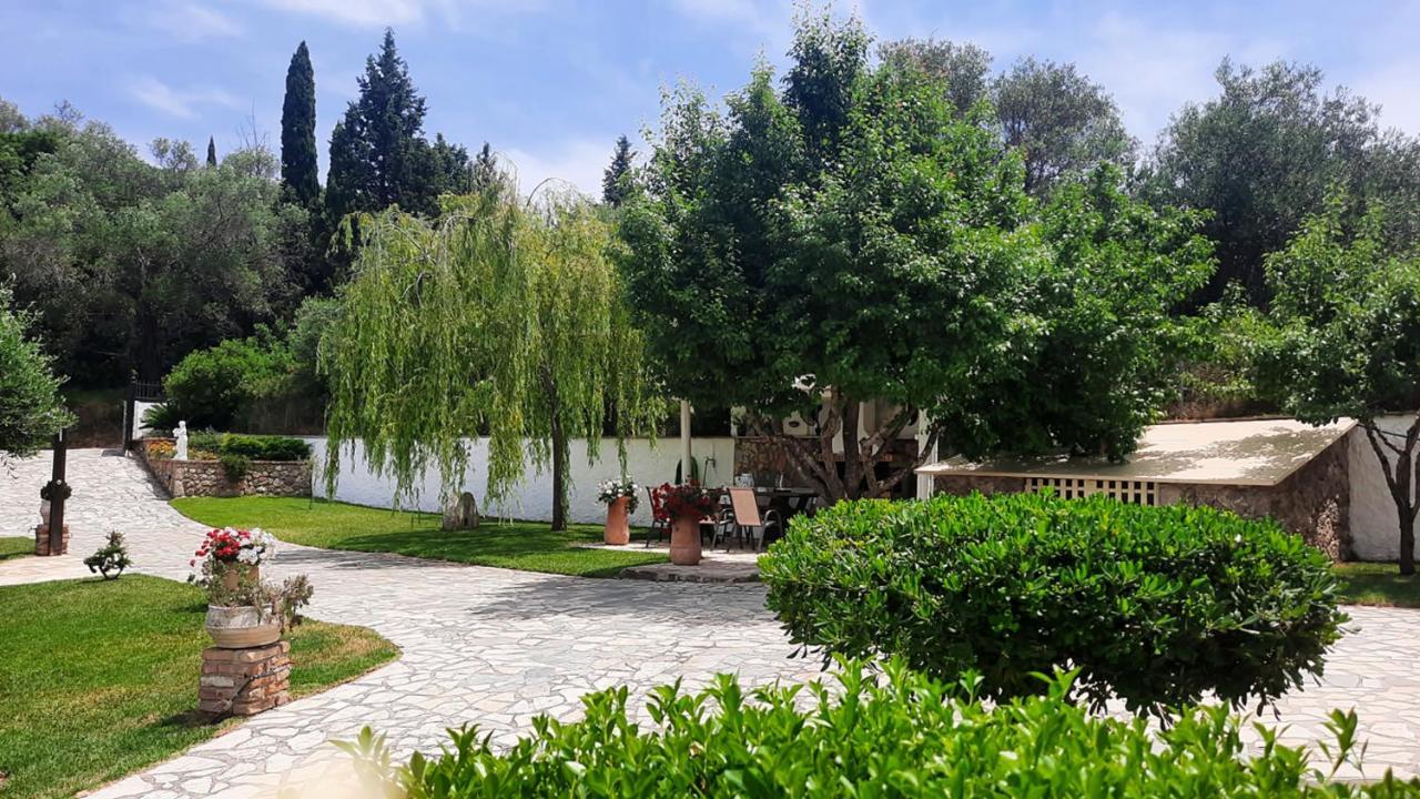 villa claire corfu Achílleion Extérieur photo
